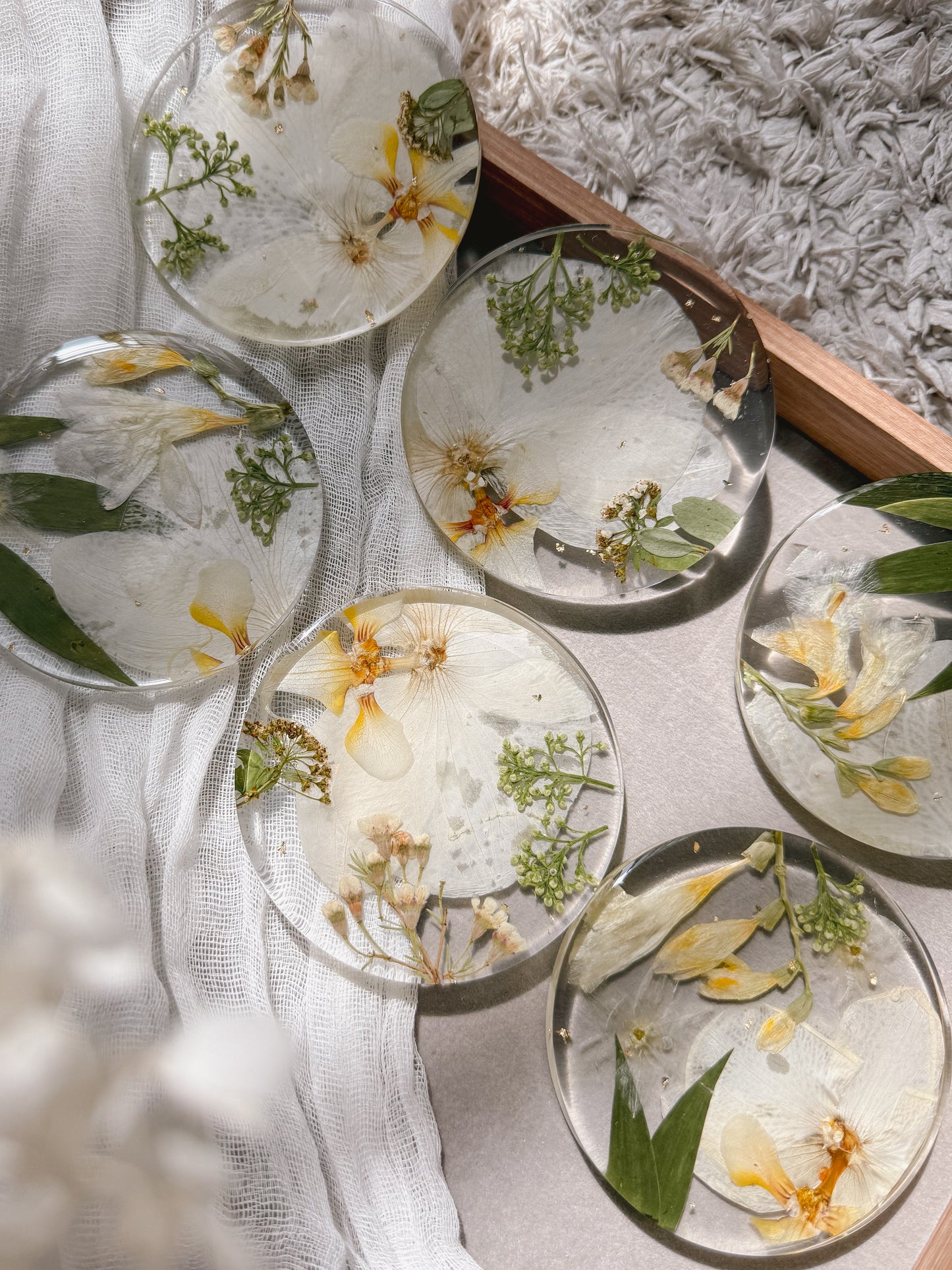 Set of 6 Pressed Flower Round Resin Coaster *